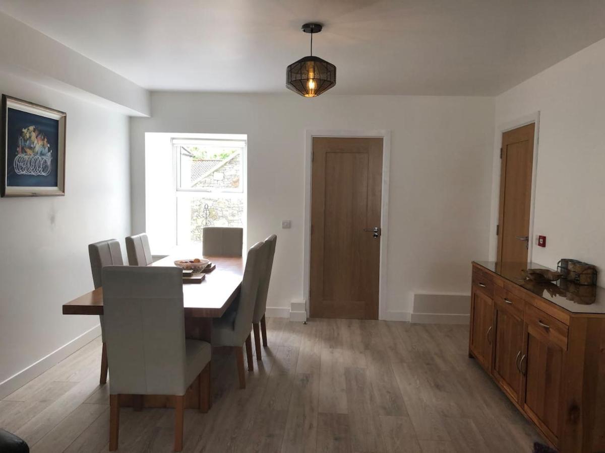 Perfect Apartment In Ideal Location Ennistimon Εξωτερικό φωτογραφία